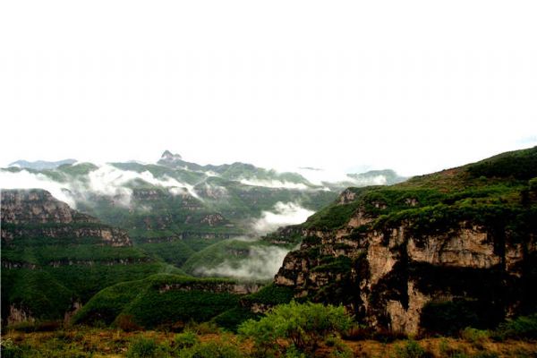 虹霓大峡谷