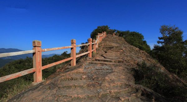 鸣凤山风景区