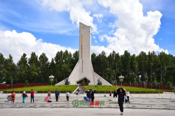和平解放纪念碑（西藏民主解放纪念碑）